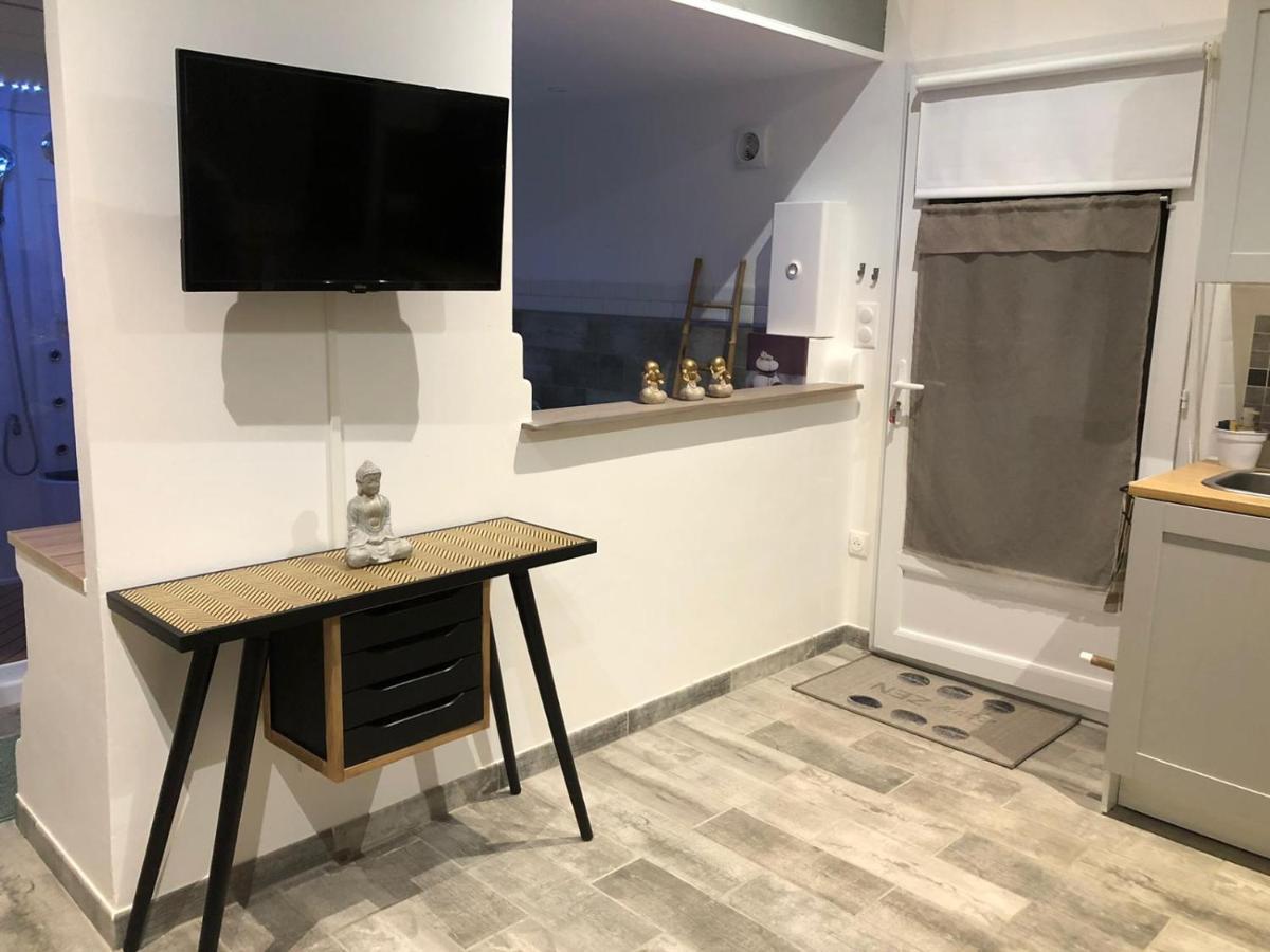 Esprit Zen En Provence Studio Spa Privatif Cheval-Blanc Екстер'єр фото